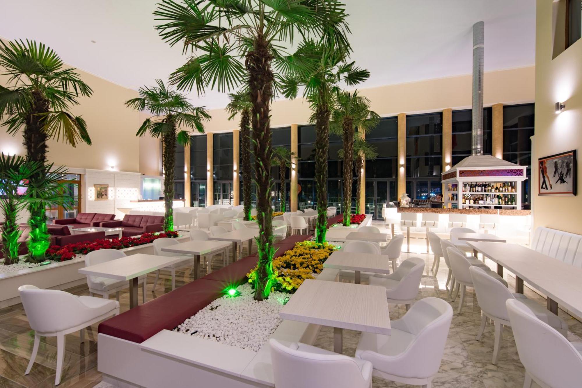 Hotel Perla Beach Club Приморсько Екстер'єр фото