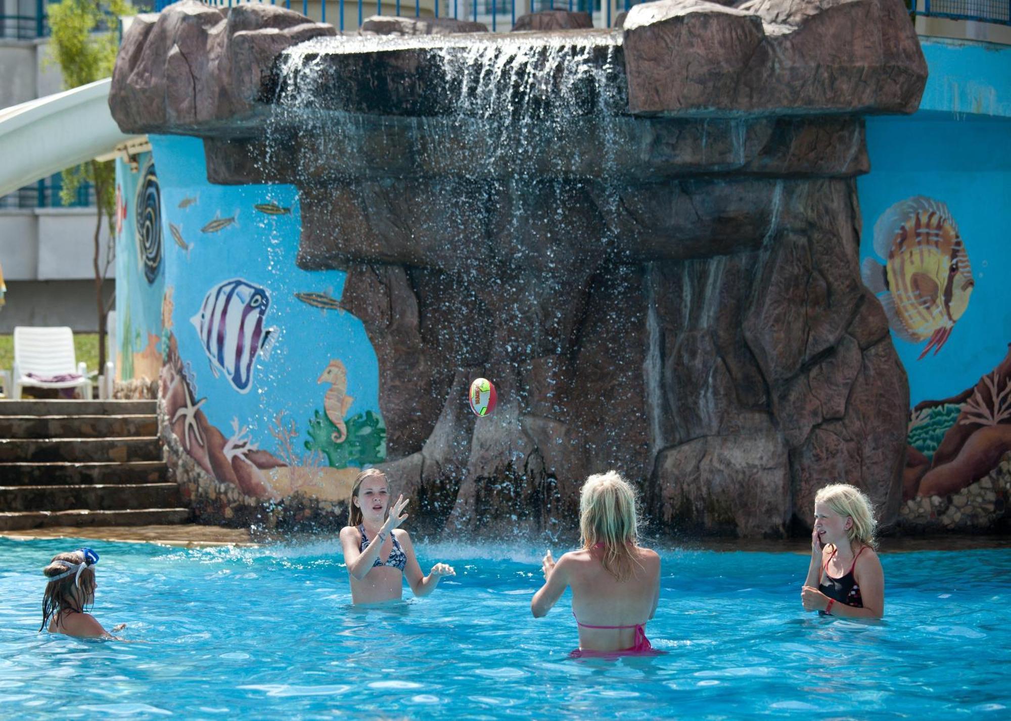 Hotel Perla Beach Club Приморсько Екстер'єр фото